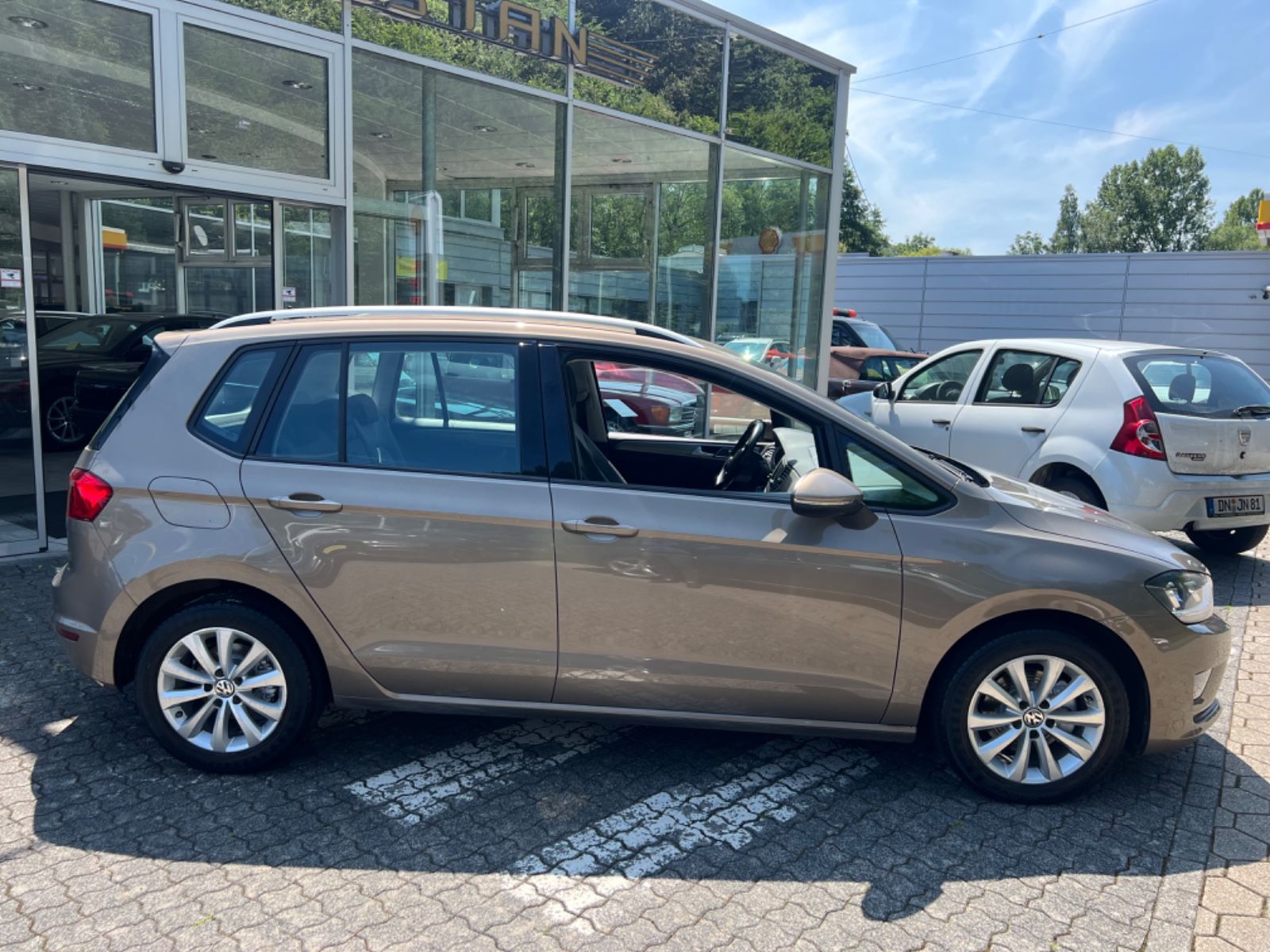 Fahrzeugabbildung Volkswagen Golf Sportsvan VII Comfortline *MASSAGE-SITZE *