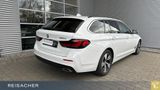 BMW 520dA Touring Navi HUD ACC RüKa 17"LM - BMW 5er Reihe aus 2023