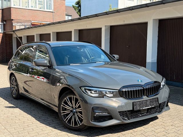 BMW 330e Touring"M Sport"BLACK/KAM./HUD/ACC/AHK/F1