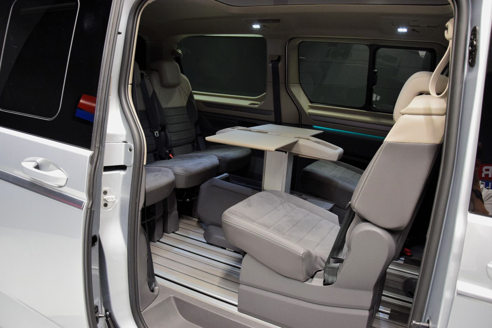 Fahrzeugabbildung Volkswagen T7 Multivan Style lang h/k ACC HuD Stndhz Matrix