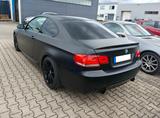 BMW 320d Coupé - - BMW 320 mit Diesel-Antrieb: Coupe