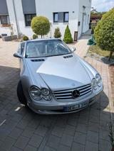 Mercedes-Benz SL 350 - - graue Mercedes-Benz SL 350