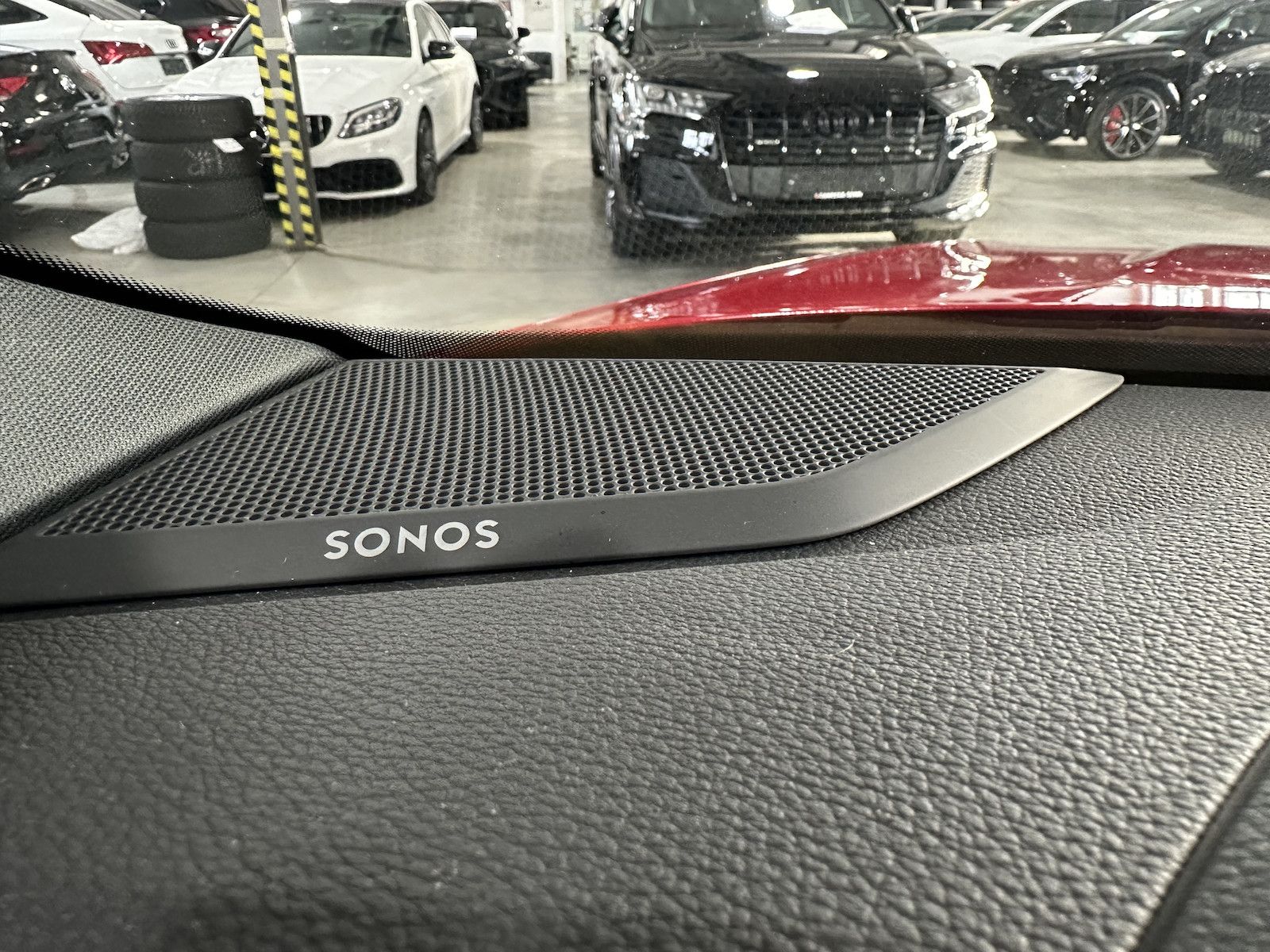 Fahrzeugabbildung Audi RS Q3 Sportback quatt/Matrix/RS-AbGas/Pano/RFK/