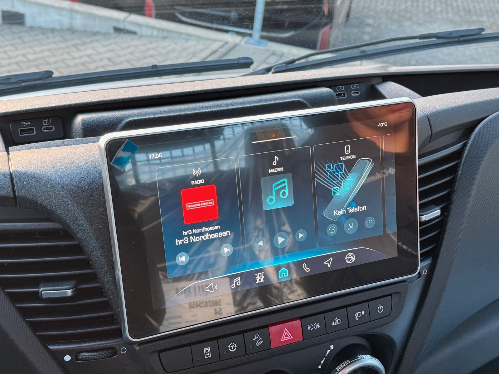 Fahrzeugabbildung Iveco Daily 60C18 H 3-S.-Kipper *R3.450mm*2xAHK*