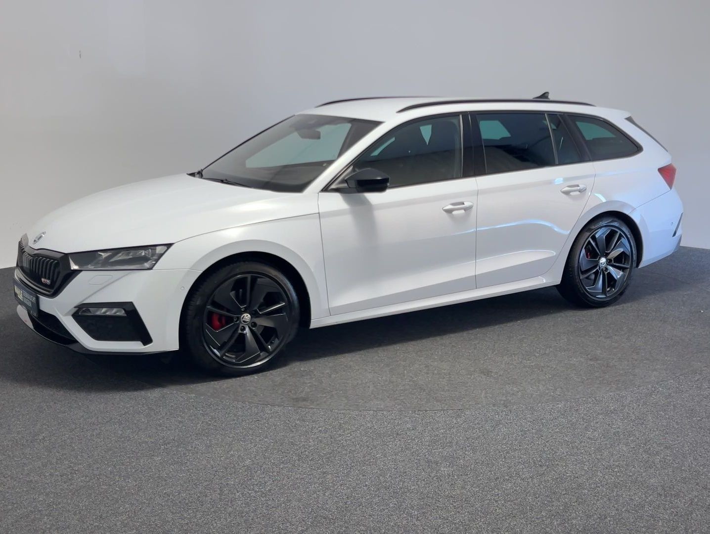 Skoda Octavia Combi 2.0TDI DSG RS imagem 3