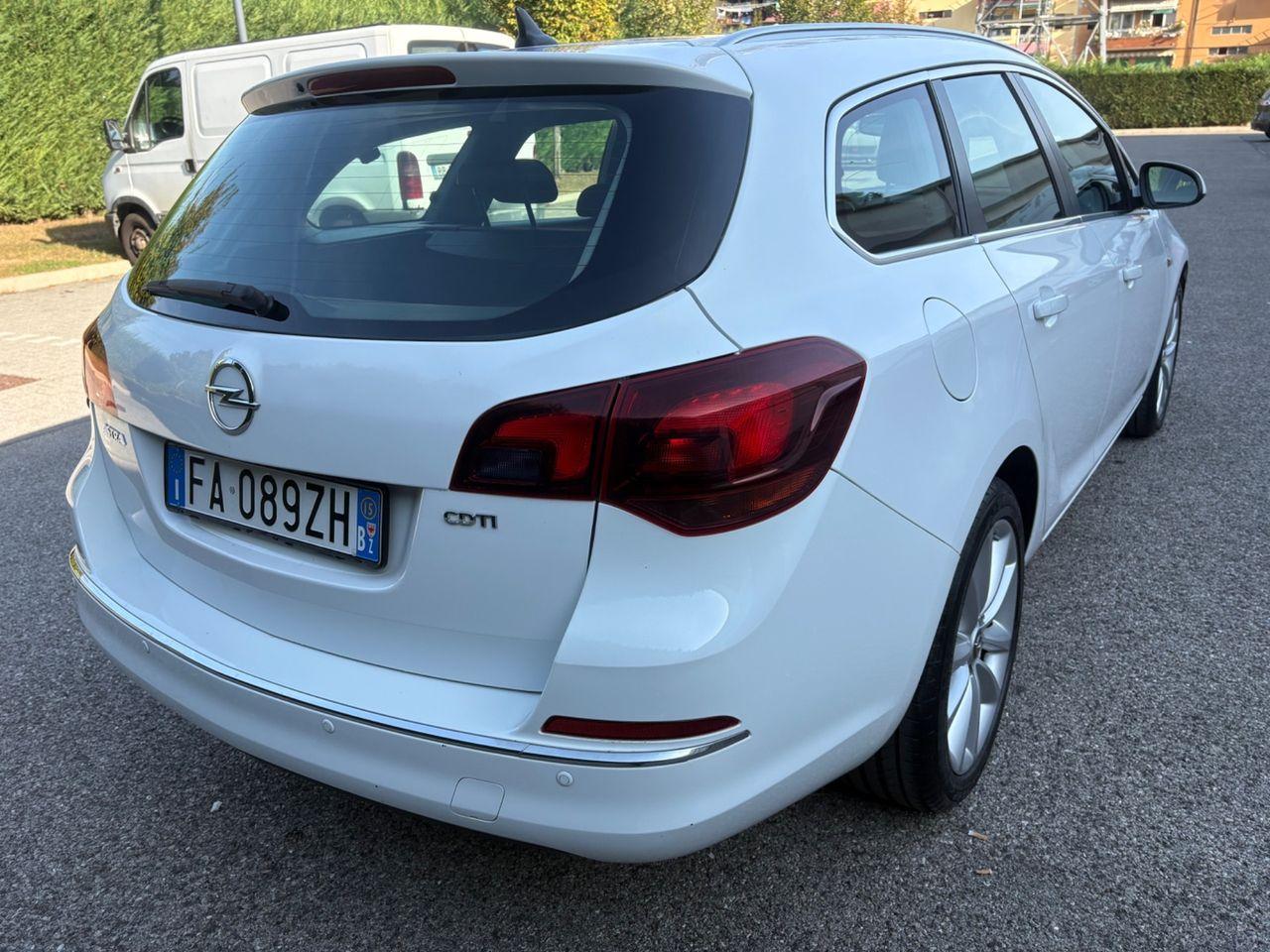 Opel Astra 2015 — photo 6