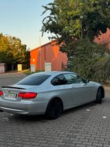 BMW E92 330d LCI mit Standheitzung und Len... - BMW 330: Coupe, D