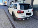 Volkswagen Touareg R50 V10 TDI in  Campanella Weiß  (... - Volkswagen Touareg: R 50