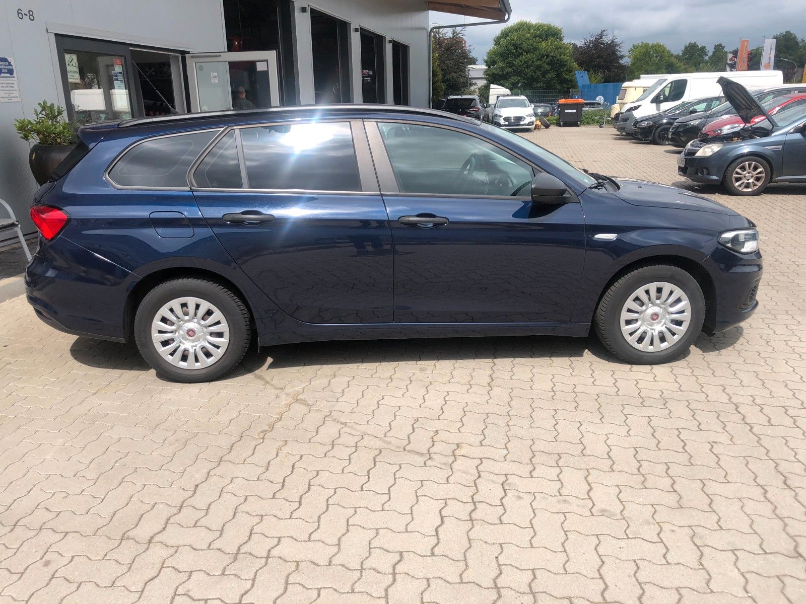 Fahrzeugabbildung Fiat Tipo Pop