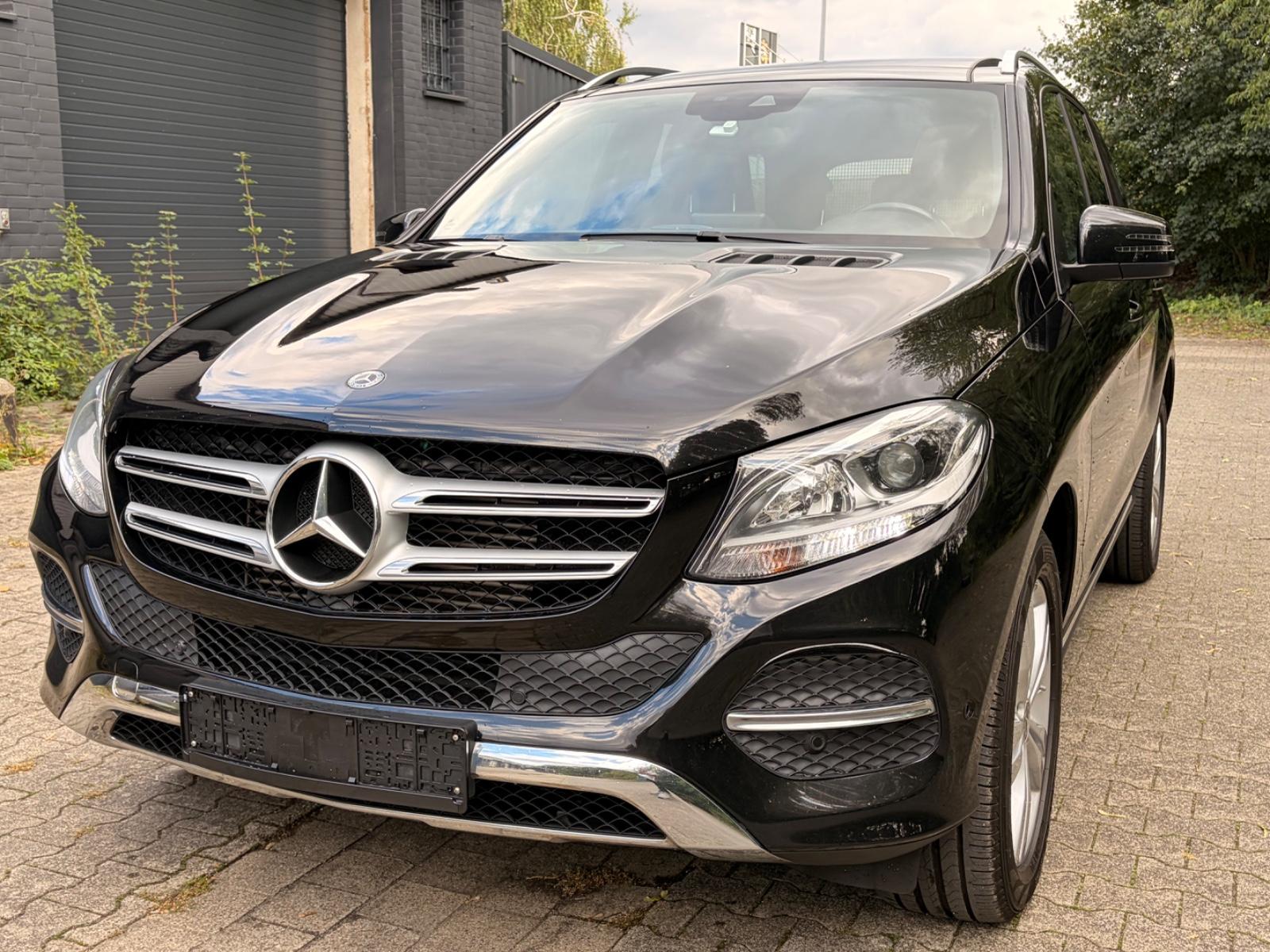 Mercedes-Benz GLE 250 d Panorama+Guter Zustand+Vollleder