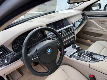 BMW 525 - 12