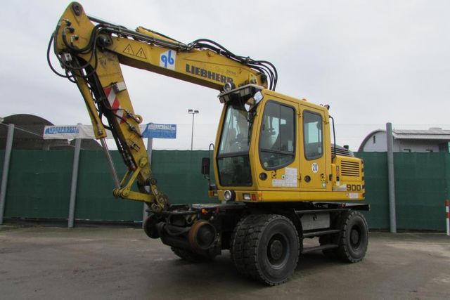 Liebherr A 900 C-ZW Zweiwegebagger Gleisbagger Nr.: 603