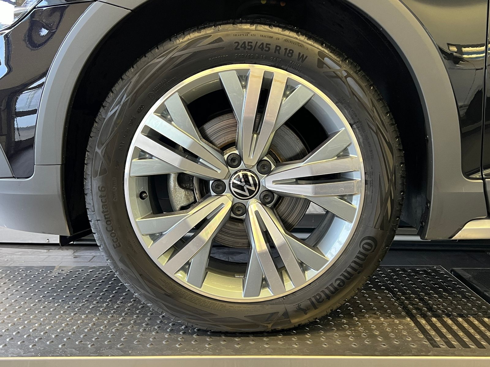 Fahrzeugabbildung Volkswagen Passat Variant Alltrack 2.0 TDI DSG 4MOTION *AHK