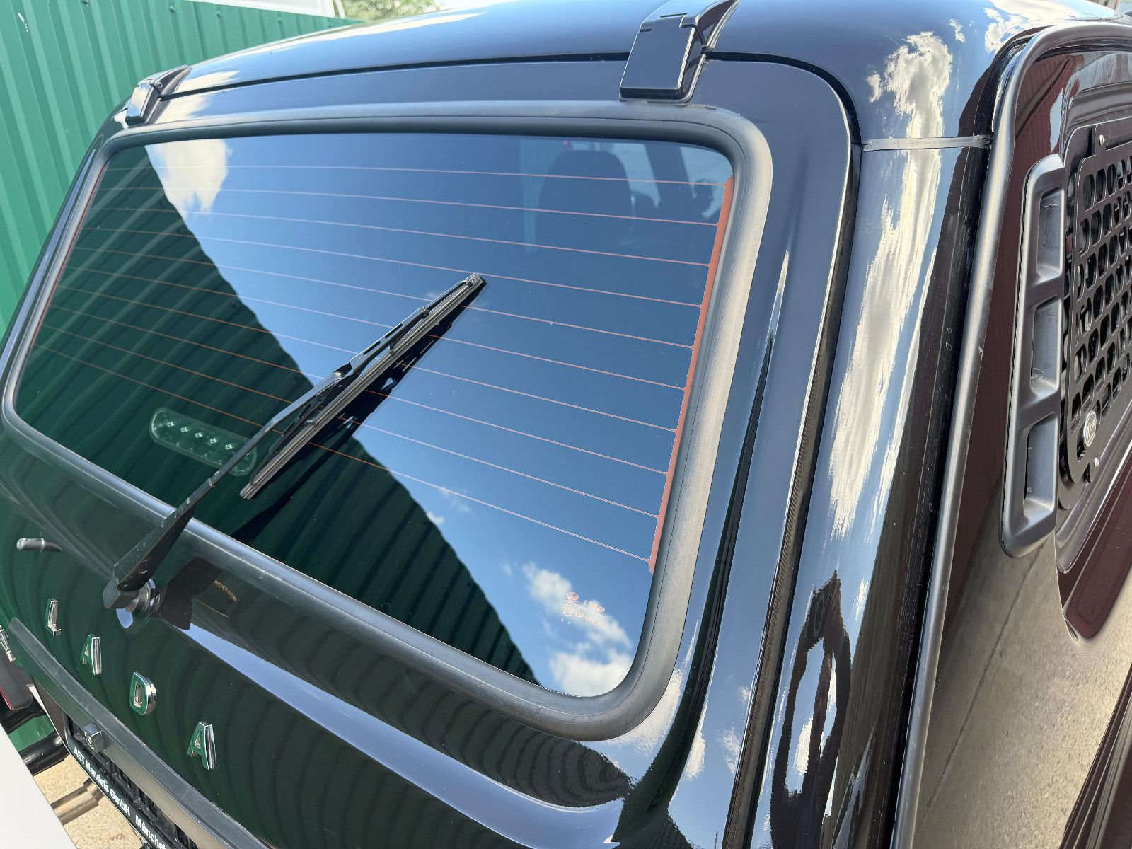 Fahrzeugabbildung Lada NIVA ! NEUE VIP-2-AUSST.! LEGEND "PREMIUM PLUS"!