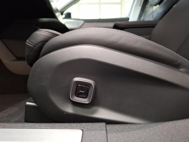 Volvo ES90 Ultra Single Motor Extended Range B&W Pilot