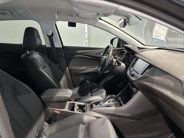 Fotografie 6 des Opel Grandland (X) Grandland X Plug-in-Hybrid 1.6 DI AT Ultimate