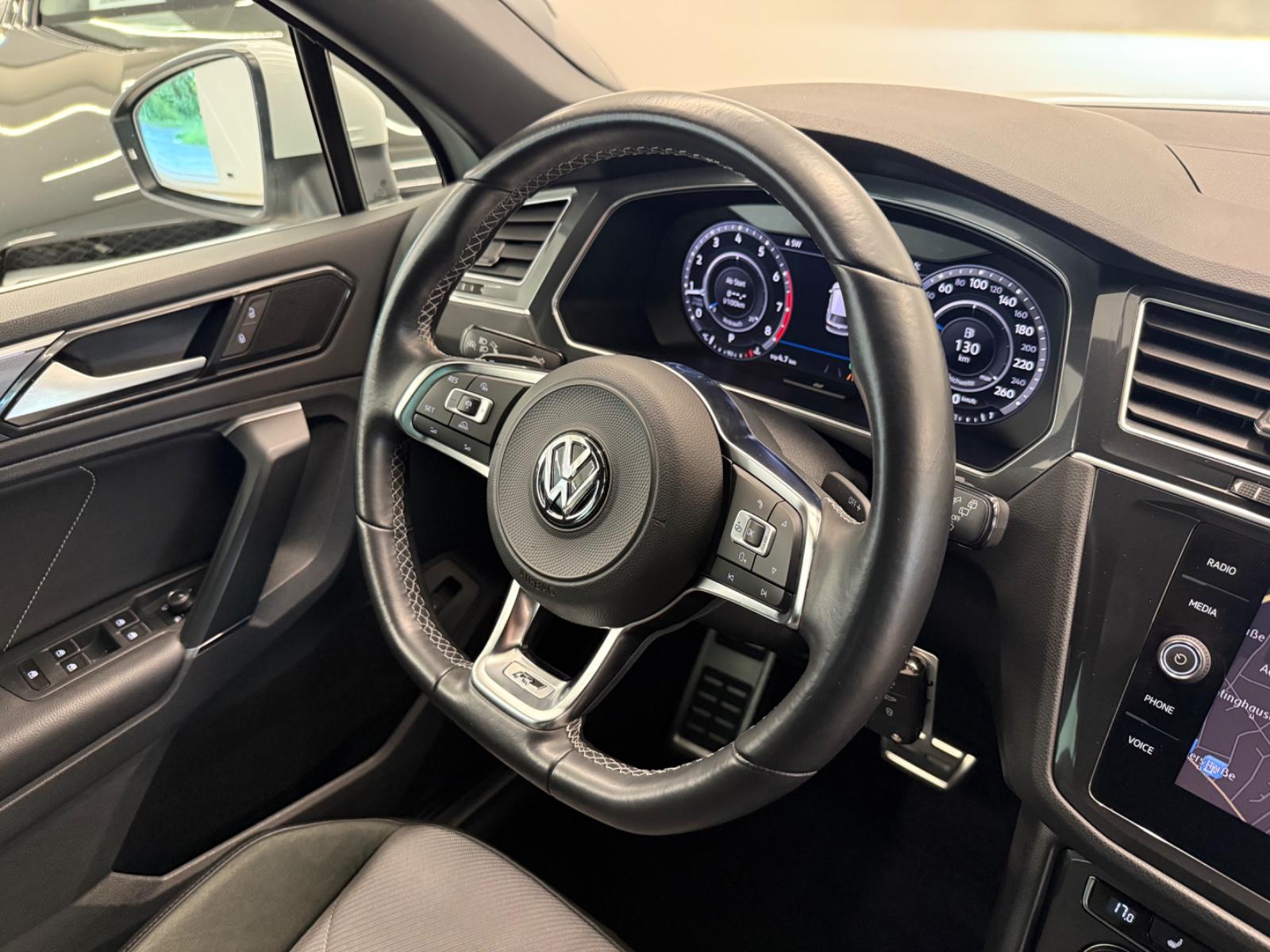 Volkswagen Tiguan Highline 2X R-LINE 4Motion 1HAND
