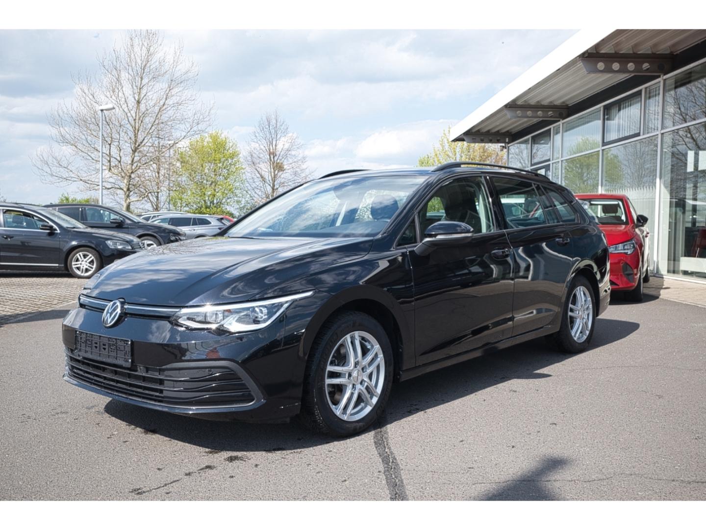 Volkswagen Golf Var 2.0 TDI Life Navi LED ACC Apple CarPlay
