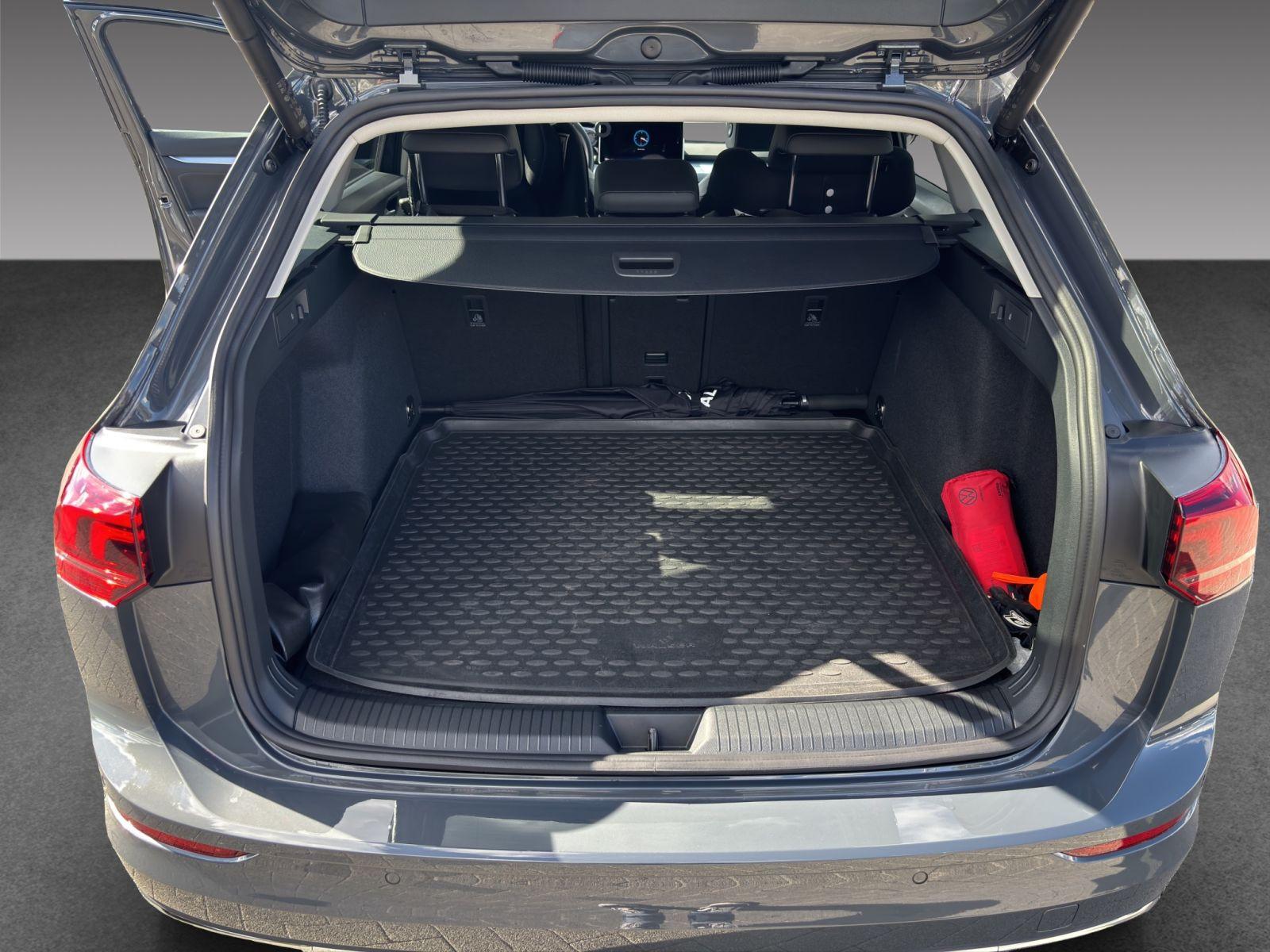 Volkswagen Golf Variant 1.5 eTSI 7-Gang DSG Energy AHK, миниатюра 18