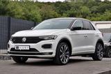 Volkswagen T-Roc United R-Line *LED*AHK*NAVI*SHZ*19"*ACC* - VW T-Roc Gebrauchtwagen in Köln
