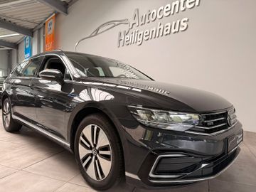 Volkswagen Passat Variant - 2
