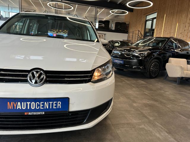 MYAUTOCENTER – Gebraucht- und Jahreswagen mit Werkstattservice in Pfaffenhofen Volkswagen Touran *7-SITZER*TÜV 827*2-ZONEN*PDC*DACHRELING