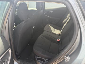 Volvo V40 - 10