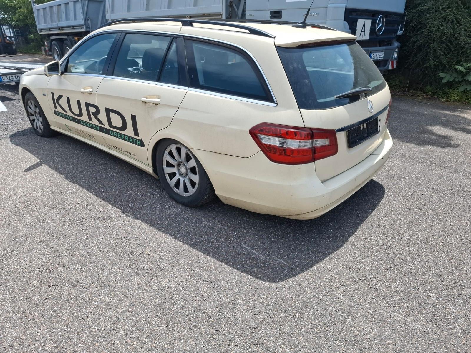 Mercedes-Benz E 200 BlueTEC T ELEGANCE