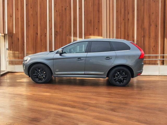 Volvo XC 60  Linje Inscript,2WD,20Zoll,Pano,ZR neu,AHK