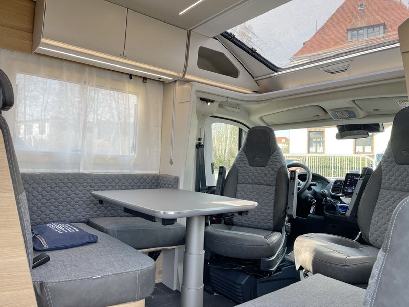 Fahrzeugabbildung Adria Matrix Axess 670 SL ALL IN UNIOPTIK* AKTION