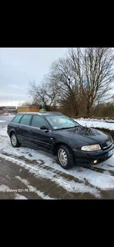 Audi audi a4 1.9 diesel polnisch - Audi A4 aus 2001: 1.9