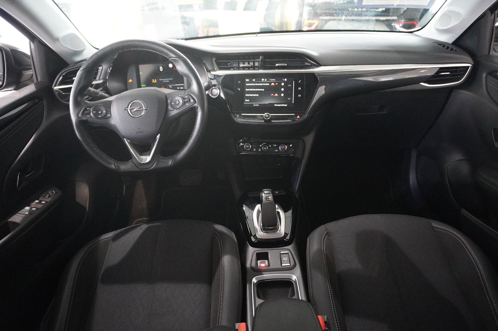 Fahrzeugabbildung Opel Corsa-e  ELEGANCE SHZ|16"ALU|PDC|SHZ|KAMERA