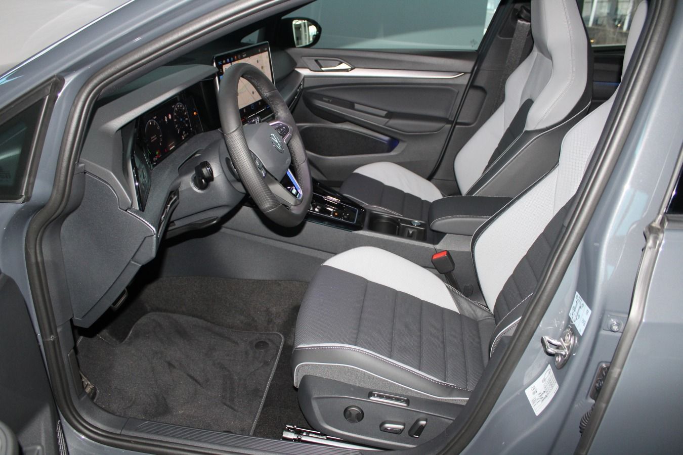 Volkswagen Golf - Bild 10