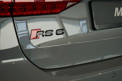 AUDI RS6 performance | HuD | Pano | Carbon | SOFORT AUDI RS6 performance | HuD | Pano | Carbon | SOFORT