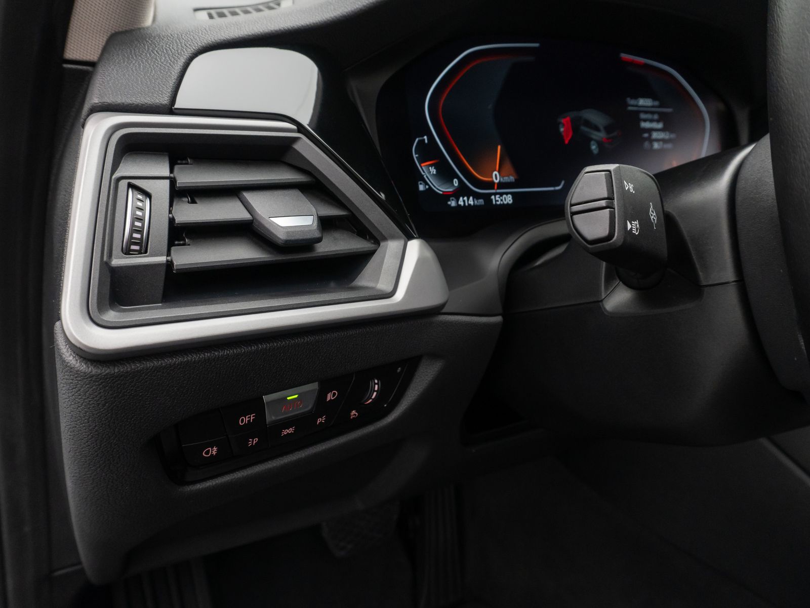 Fahrzeugabbildung BMW 320i DAB Laser Alarm Leder Komfort WLAN Sport