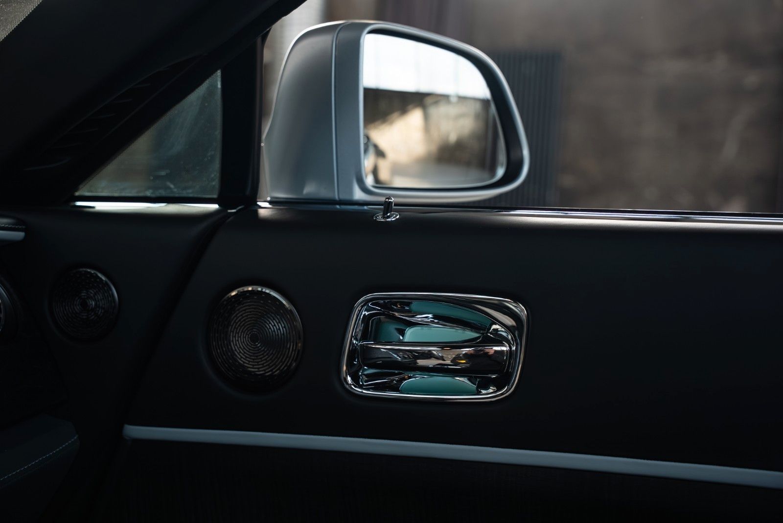 Rolls-Royce Dawn - Bild 17