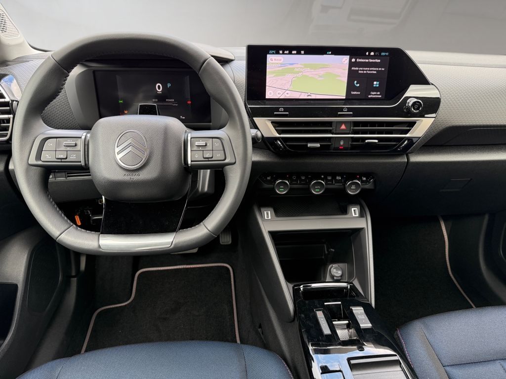 Fahrzeugabbildung Citroën C4 Hybrid 145 COLLECTION + Winter Paket