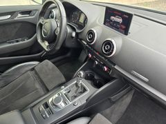AUDI A3 Sportback 2.0 TDI quattro 3xS-line Sportpaket