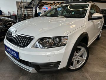 Skoda Octavia Scout*ACC*NAVI*AHK*PANO*2-Zonen*