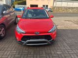 Hyundai i20 Active Select - Hyundai i20: Active Select