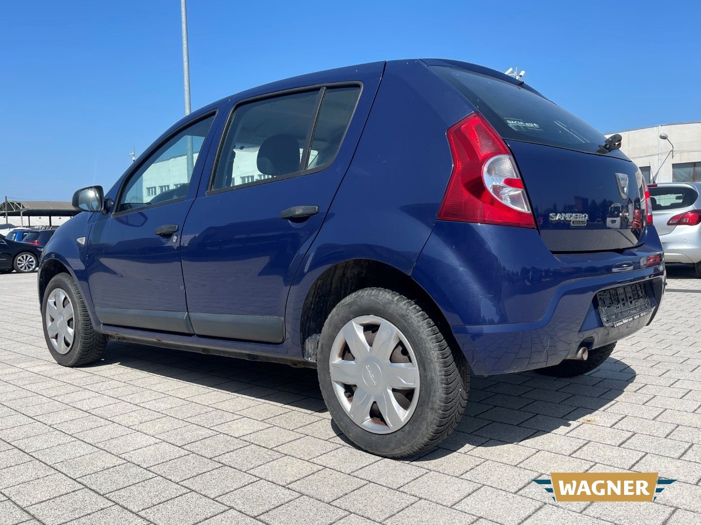 Fahrzeugabbildung Dacia Sandero Ambiance 1.4 MPI wenig Kilometer