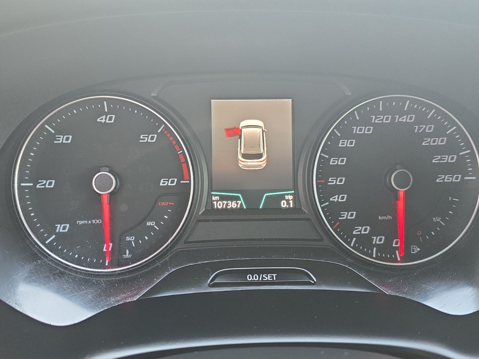 Fahrzeugabbildung SEAT Ateca Xcellence+LED+Navi+PDC+Kamera+AHK