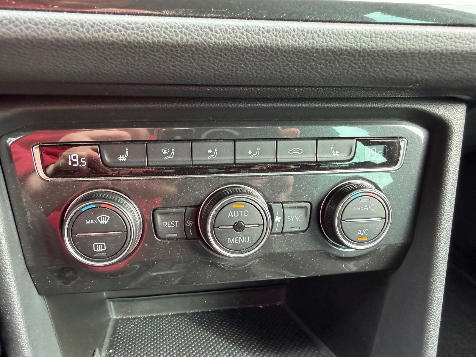 Volkswagen Tiguan ComfortlineLedNaviAccE-KlappeGarantieTop foto 21