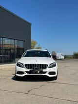 Mercedes-Benz C 180T AMG Optik Leder Kamera LED 19 Zoll - Mercedes-Benz C 180: AMG