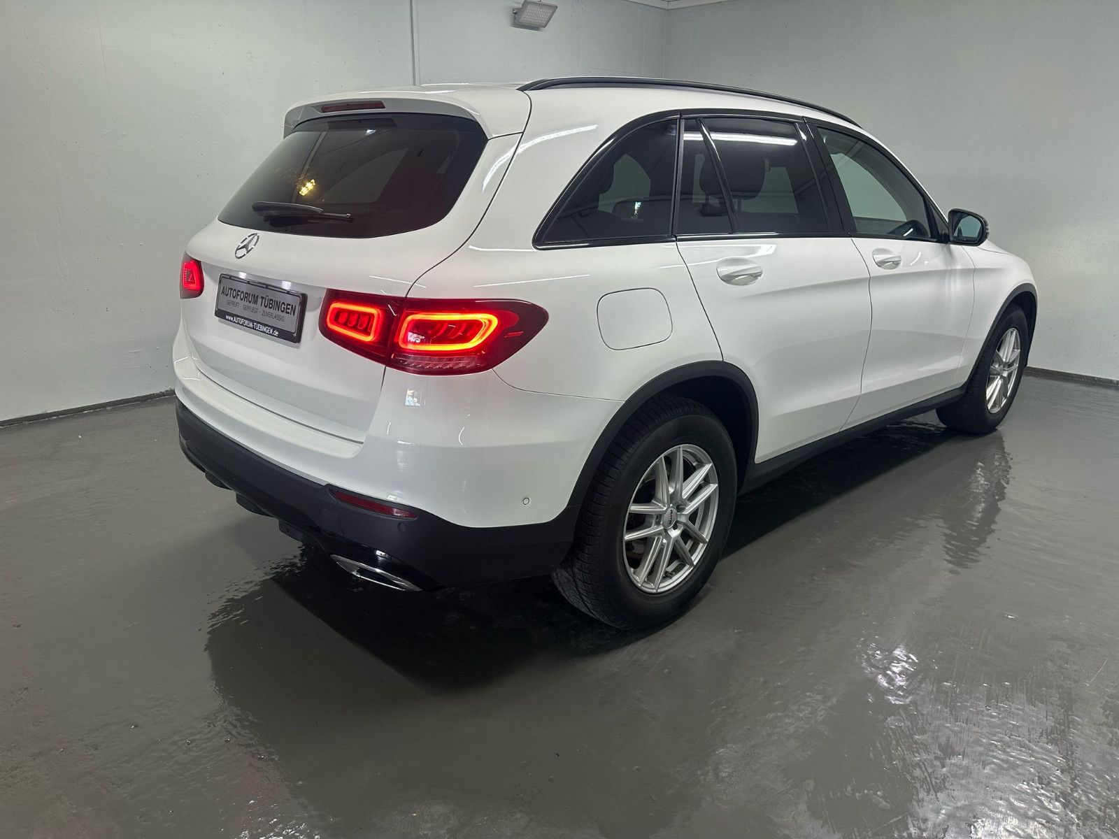 Fahrzeugabbildung Mercedes-Benz GLC 300 d 4MATIC Autom.*NIGHT*360*SPUR*IHC*LED
