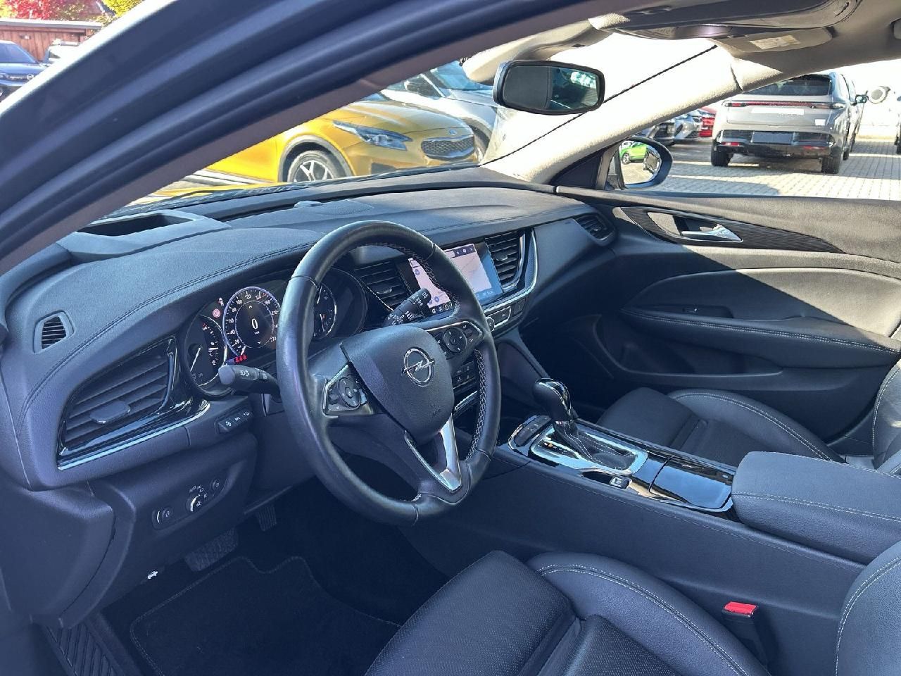 Fahrzeugabbildung Opel Insignia B Sports Tourer Business Innovation,AHK