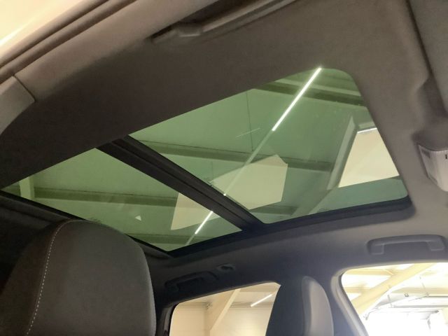 Q4 e-tron 35,Pano,Navi,Smartphone Interface