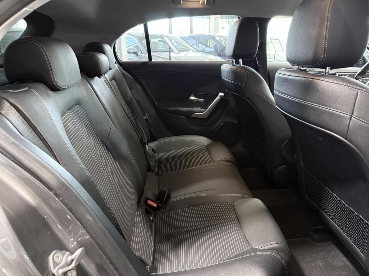 Mercedes-Benz A 250 LED SZHG KLIMA NAVI CAM Klima Navi