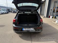 VW Golf VIII Bluetooth Navi LED Klima Einparkhilfe