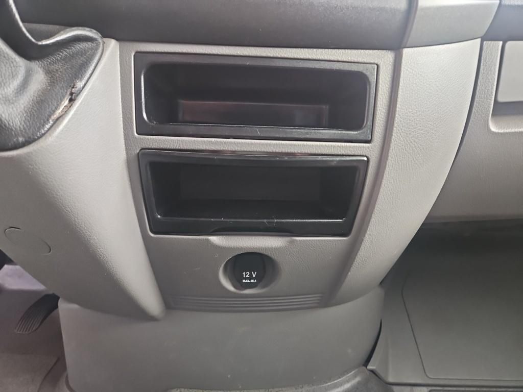 Fahrzeugabbildung Mercedes-Benz Sprinter 316 Doka Pritsche 4x4 6 Sitze Klima